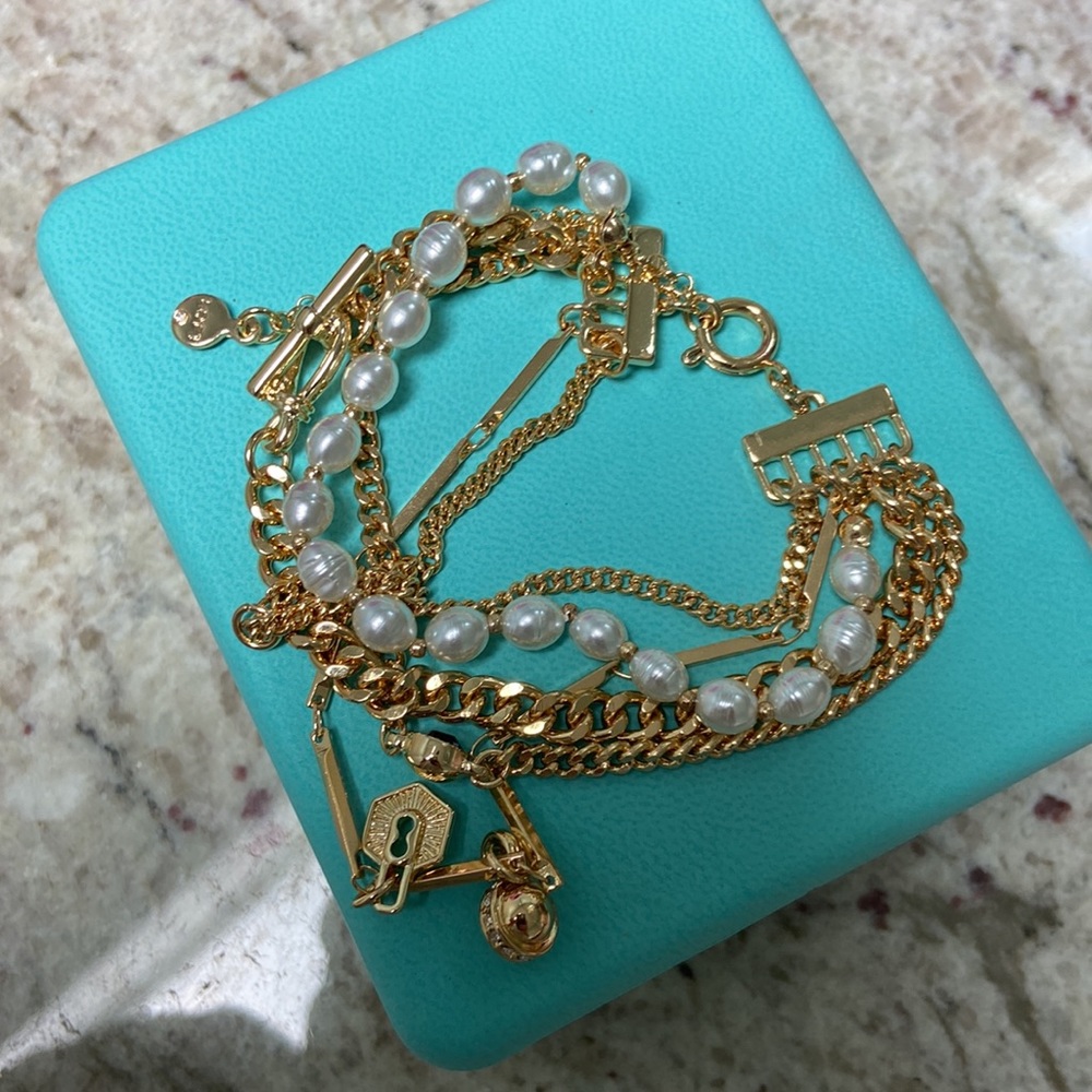 Loft bracelet